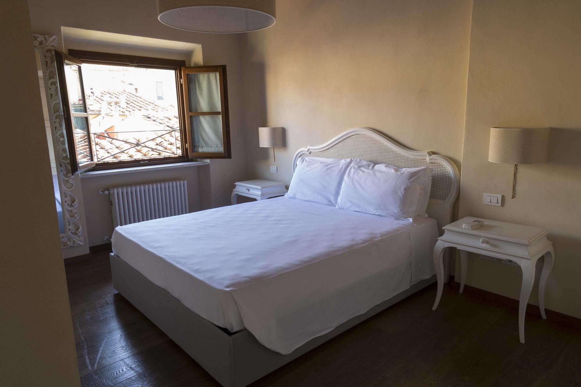 Firenze Apartments Bagian luar foto