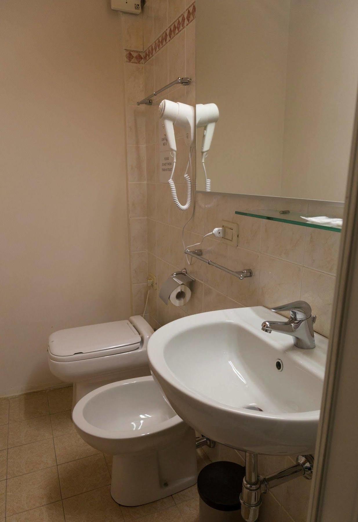 Firenze Apartments Bagian luar foto
